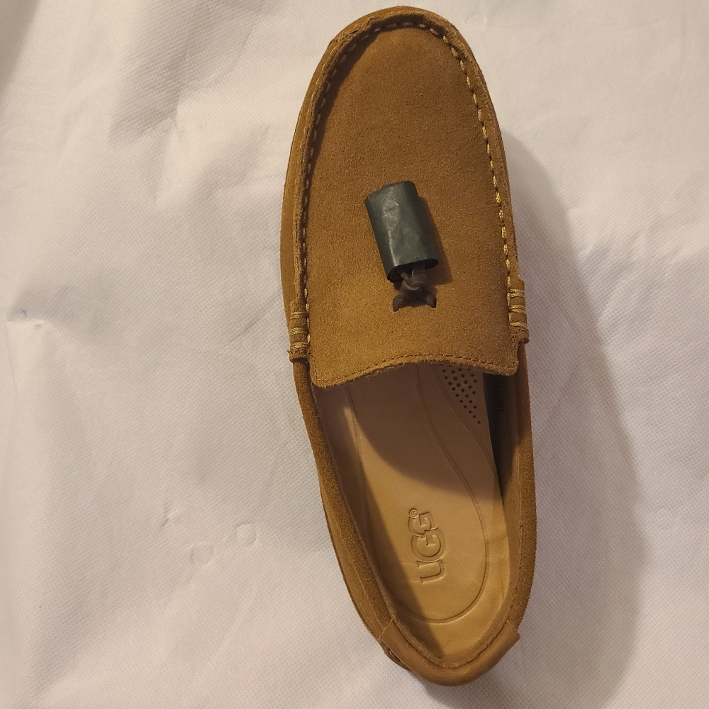 SOLD!!!!UGG Men's Boylan Tassel Loafers - Picture 11 of 11
